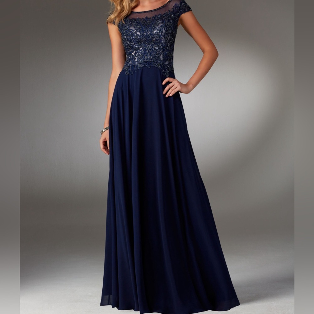 MGNY Style 71508 Navy Blue Dress With Beaded Top Size 18 New With Tags